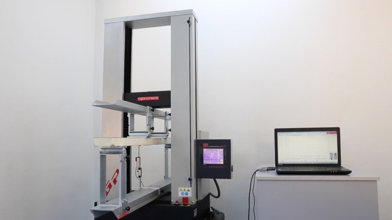 TENSILE COMPRESSION TESTING MACHINE DVT GP D NN